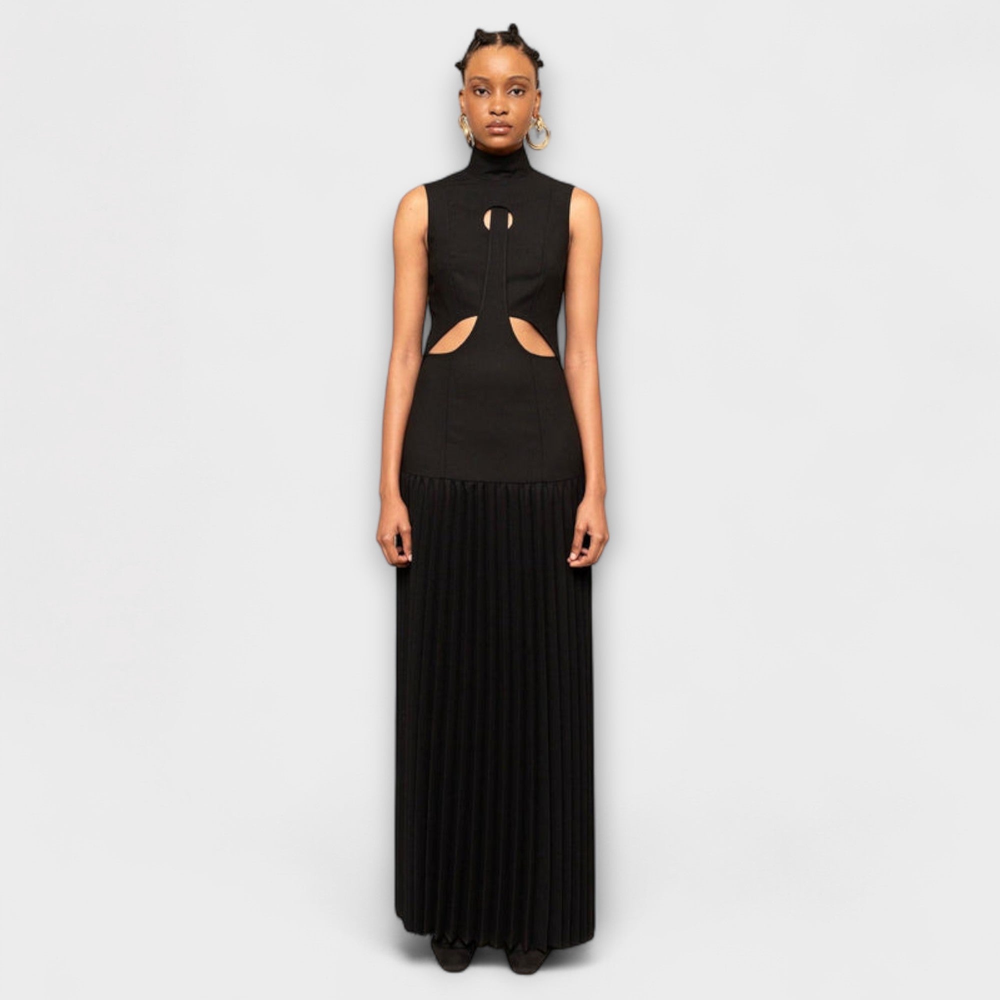 Kristen - Maxi Dress with Pleats and Cutouts