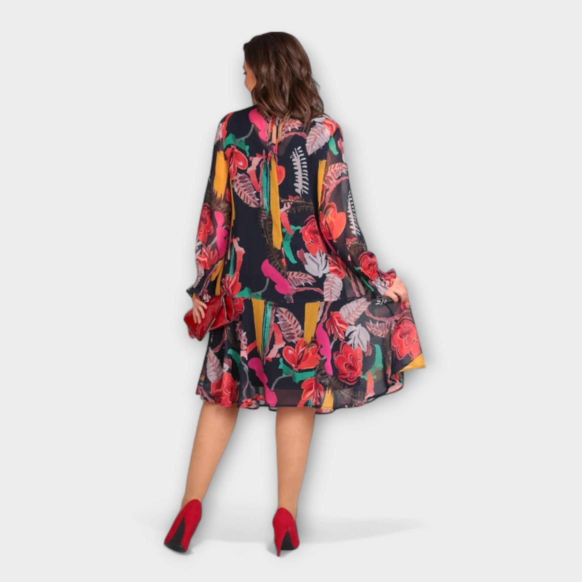 Caroline - Elegant Plus-Size Dress for Ultimate Comfort