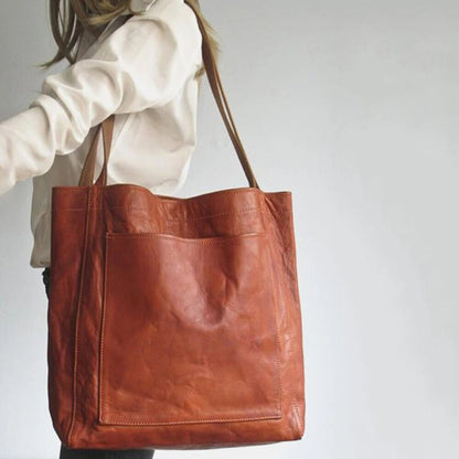 Aurellia. - Elegant and Practical Shoulder Bag