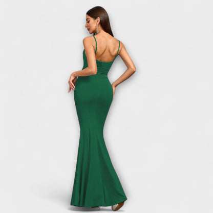 Callie - Elegant Ruffle Dress