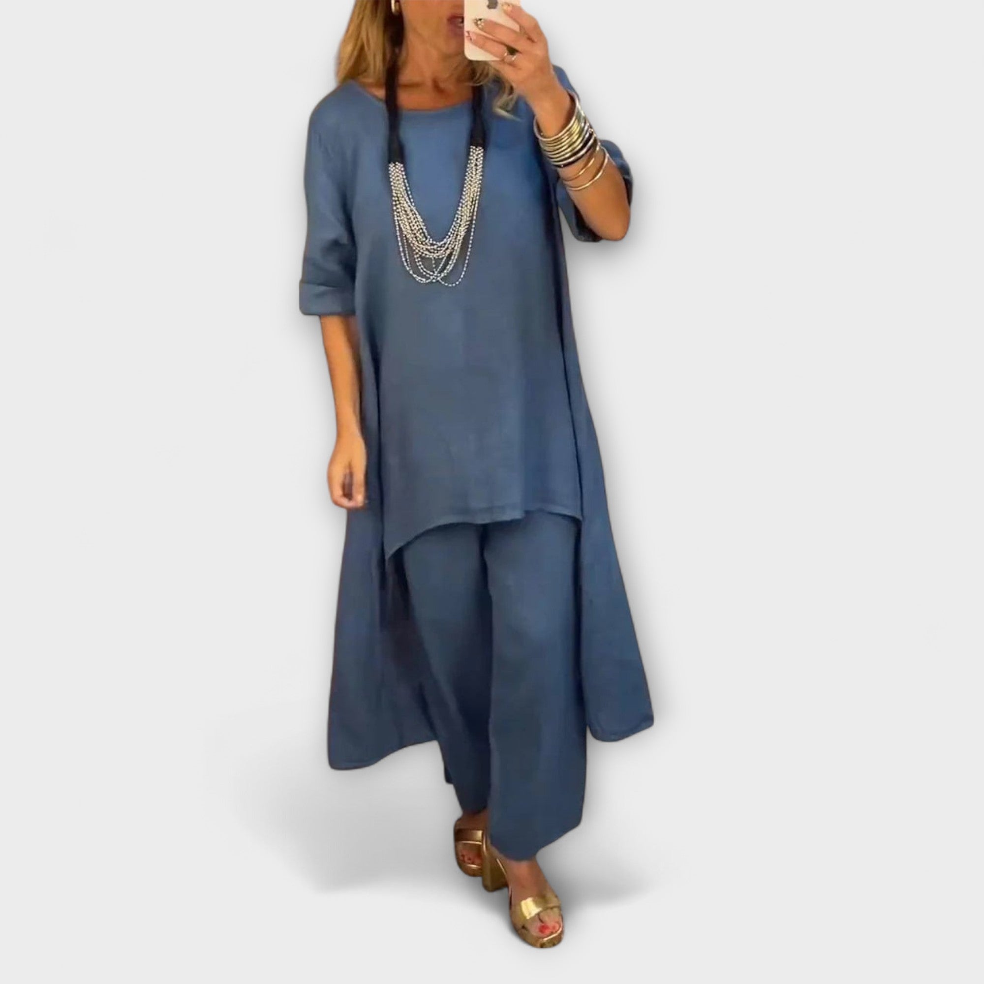 Tabea - Linen Suit with Round Neckline